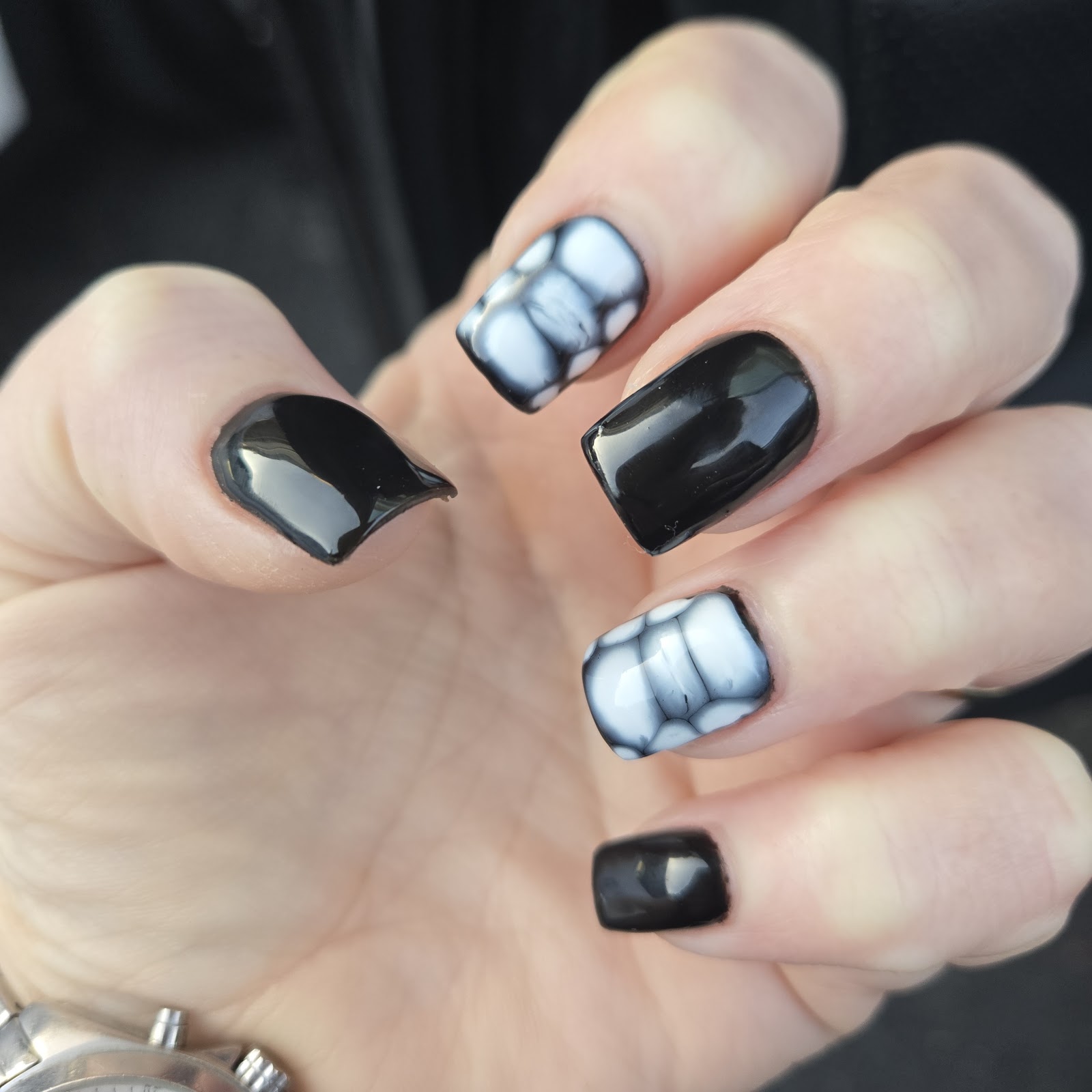 Mila Nails Salon nail photo 4